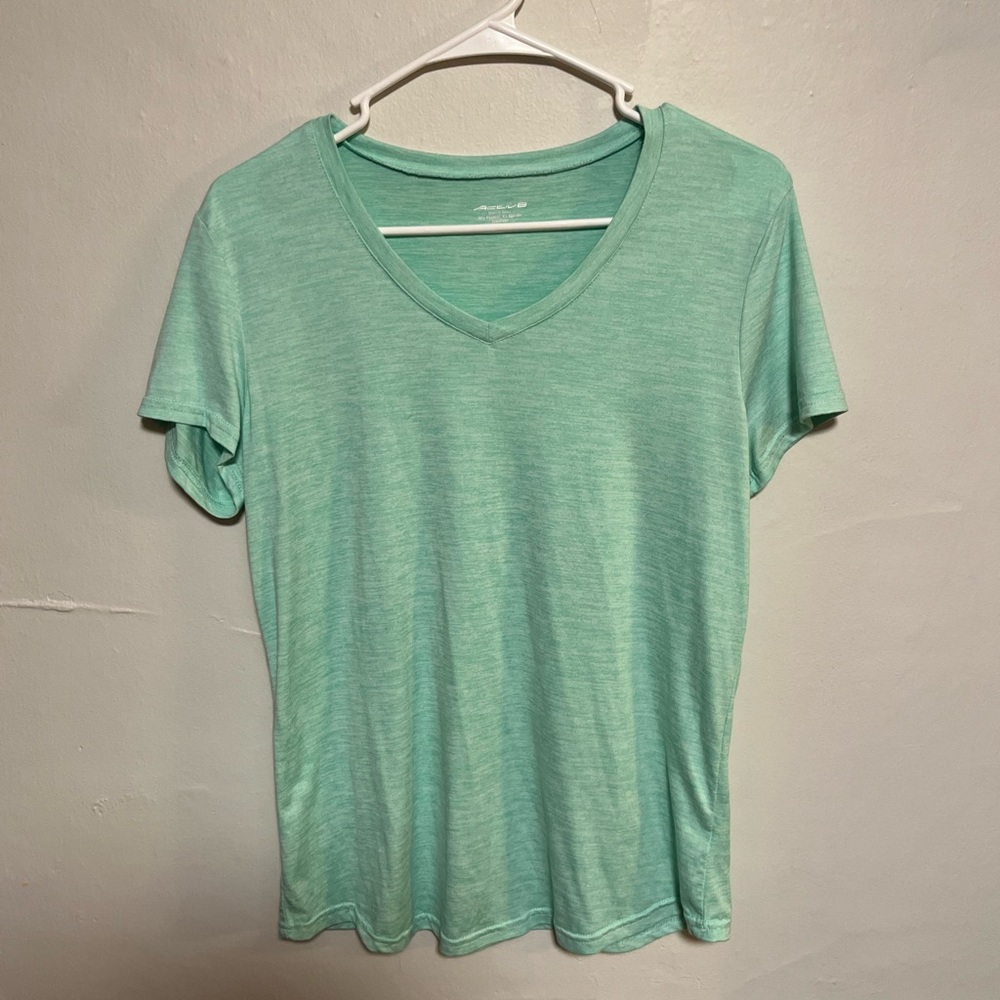 Active USA Green Short Sleeve Tee